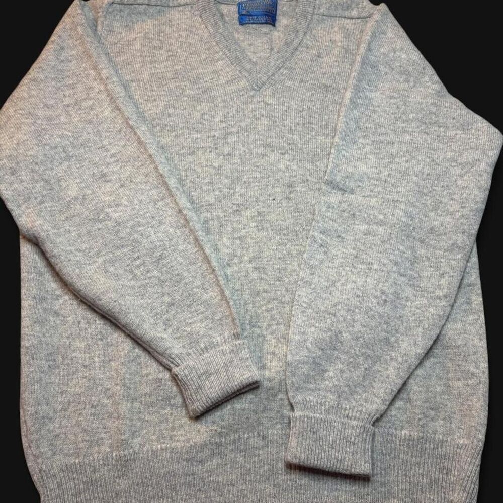 Vintage Pendleton Pure Virgin Wool V-Neck Sweater Large Grunge Distressed